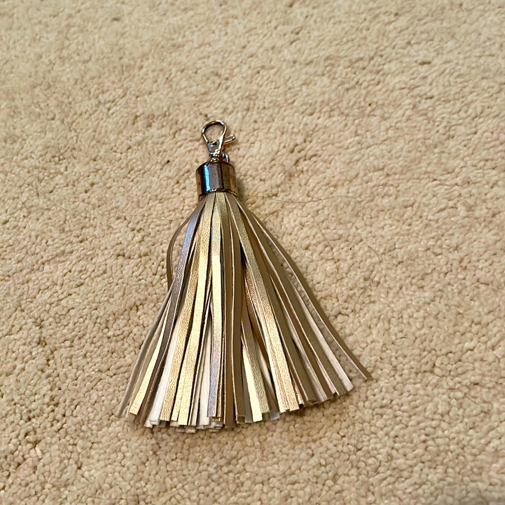 gold tassel keychain